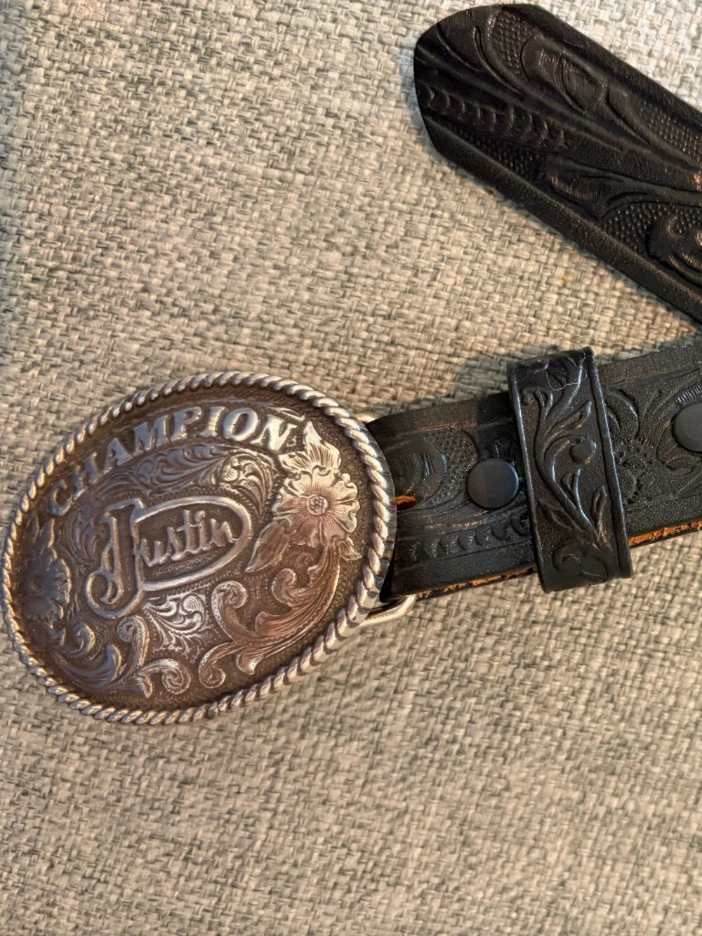 Justin Top Grain Cowhide Leather kids  Belt Sz 24 Tooled Unisex Champion Buckle